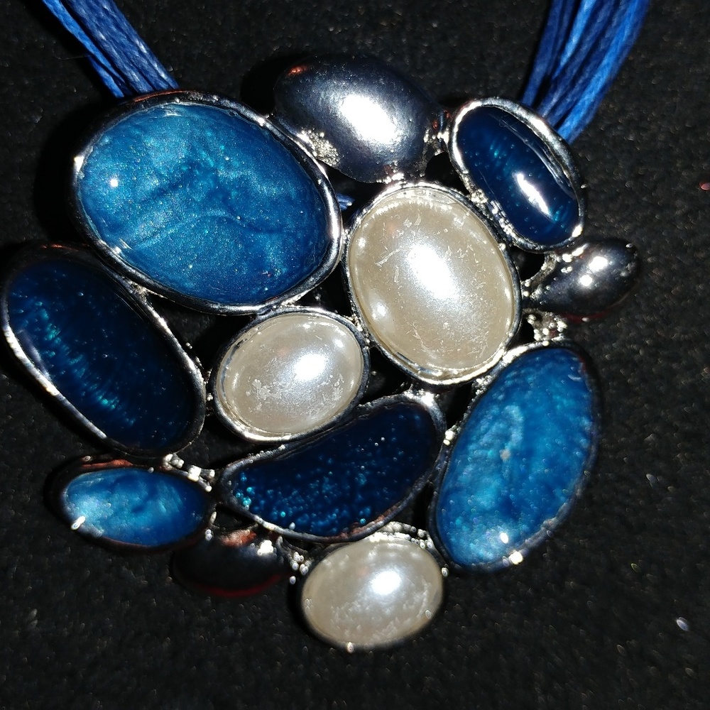 🆕 Blue pearl set